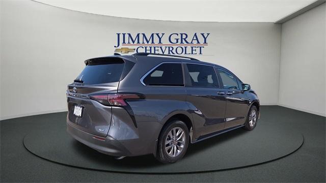 used 2025 Toyota Sienna car, priced at $46,500