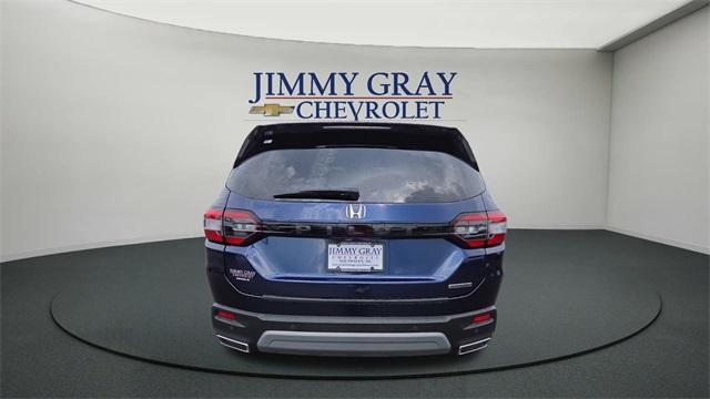 used 2025 Honda Pilot car, priced at $41,950