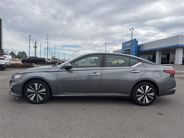 used 2022 Nissan Altima car, priced at $18,750