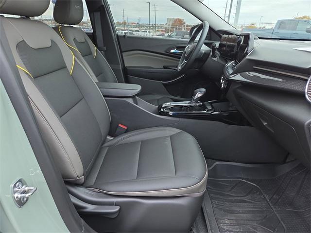 used 2025 Chevrolet Trax car, priced at $25,250