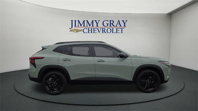 used 2025 Chevrolet Trax car, priced at $25,250
