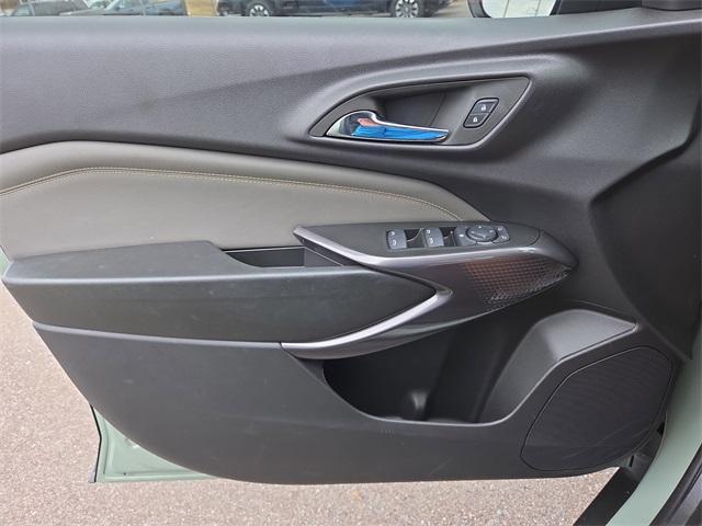 used 2025 Chevrolet Trax car, priced at $25,250