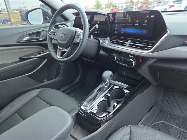 used 2025 Chevrolet Trax car, priced at $25,250