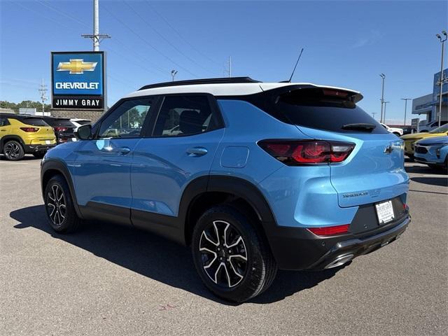 new 2025 Chevrolet TrailBlazer car, priced at $30,155