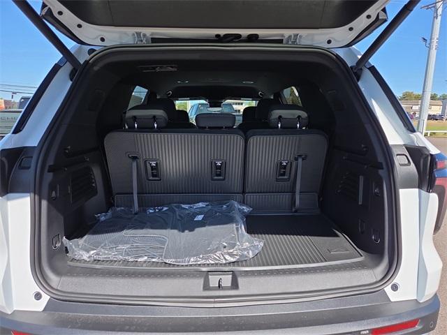 new 2026 Chevrolet Traverse car, priced at $42,956