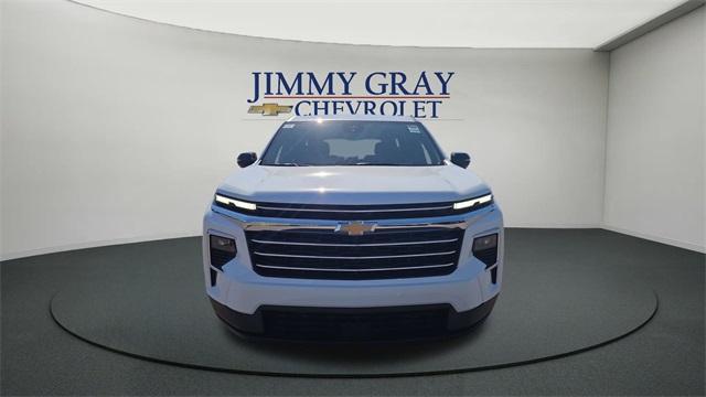 new 2026 Chevrolet Traverse car, priced at $42,956