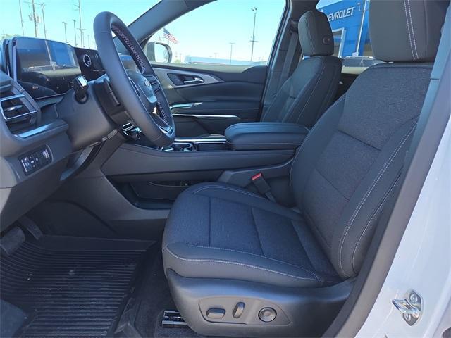 new 2026 Chevrolet Traverse car, priced at $42,956