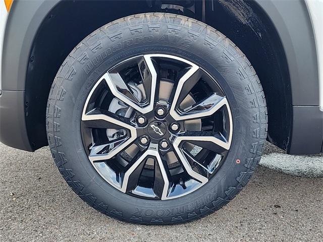 new 2025 Chevrolet TrailBlazer car, priced at $31,425