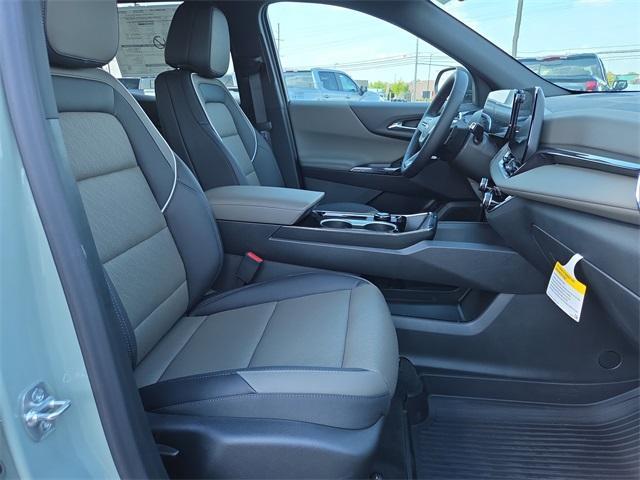 new 2026 Chevrolet Equinox car, priced at $32,620
