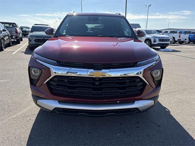 new 2025 Chevrolet TrailBlazer car, priced at $28,701