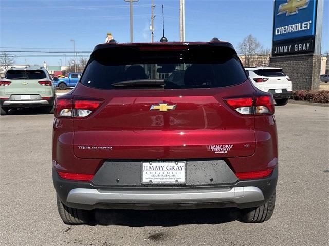 new 2025 Chevrolet TrailBlazer car, priced at $28,701