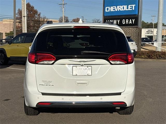 used 2017 Chrysler Pacifica car, priced at $11,900