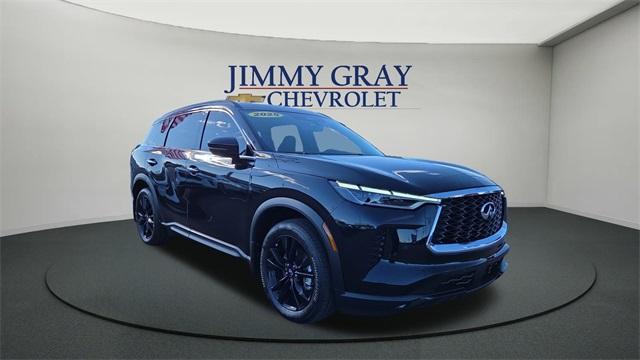 used 2025 INFINITI QX60 car, priced at $45,500