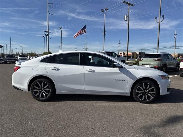 new 2025 Chevrolet Malibu car, priced at $28,320