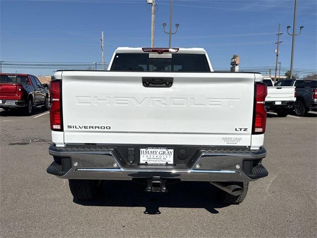 new 2025 Chevrolet Silverado 3500 car, priced at $72,577