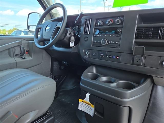 new 2025 Chevrolet Express 2500 car, priced at $42,438