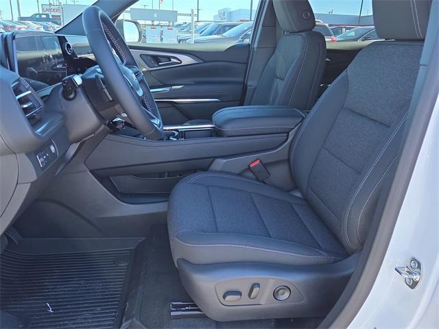 new 2026 Chevrolet Traverse car, priced at $41,823