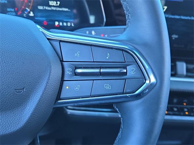 used 2025 Chevrolet Equinox car, priced at $26,900