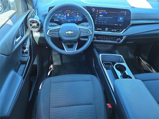 used 2025 Chevrolet Equinox car, priced at $26,900