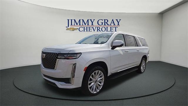 used 2023 Cadillac Escalade ESV car, priced at $59,000