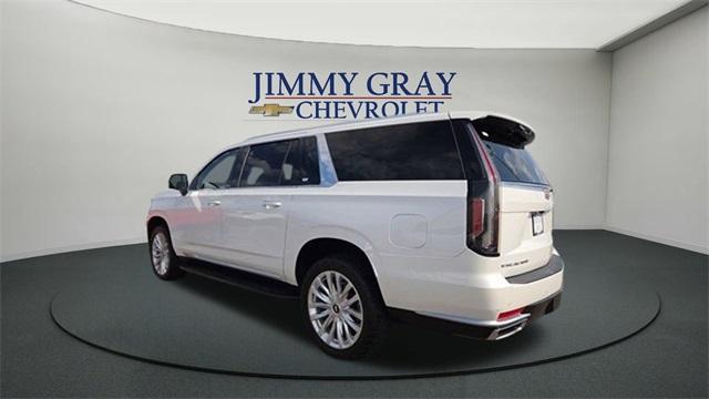 used 2023 Cadillac Escalade ESV car, priced at $59,000