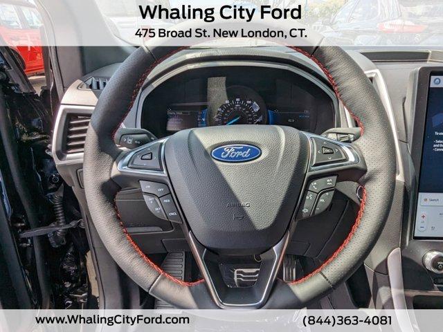 new 2023 Ford Edge car, priced at $30,999