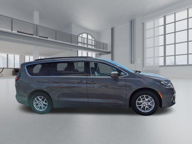 used 2022 Chrysler Pacifica car