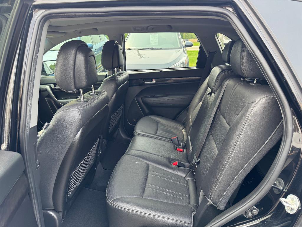 used 2014 Kia Sorento car, priced at $9,995
