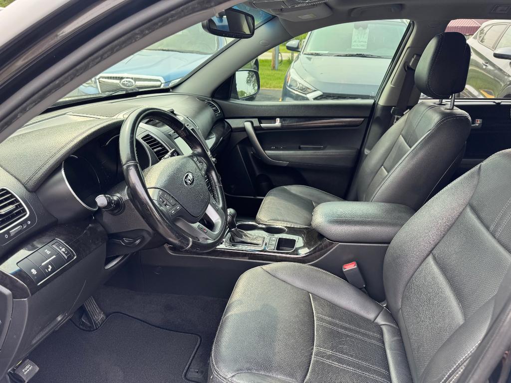 used 2014 Kia Sorento car, priced at $9,995