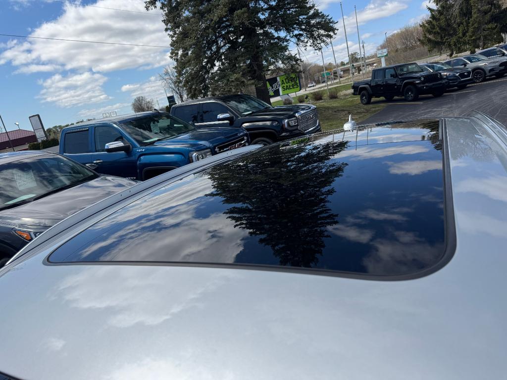 used 2010 Audi Q5 car, priced at $7,995