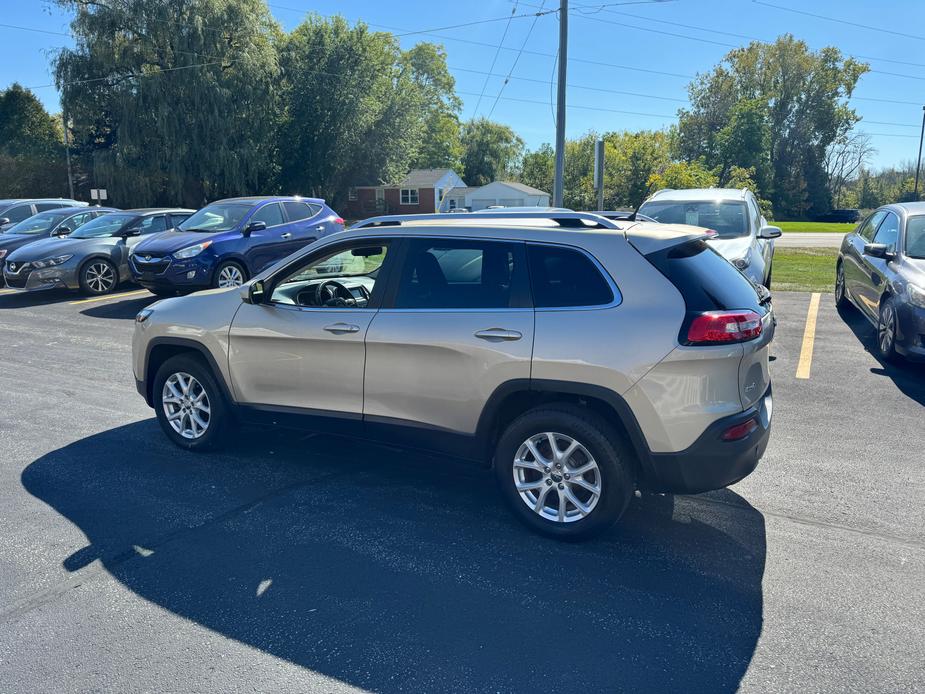 used 2015 Jeep Cherokee car, priced at $11,995