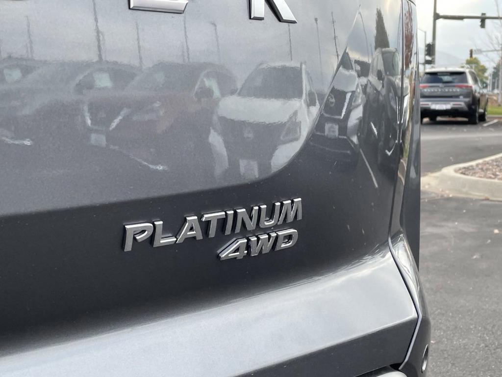 new 2025 Nissan Pathfinder car, priced at $49,922