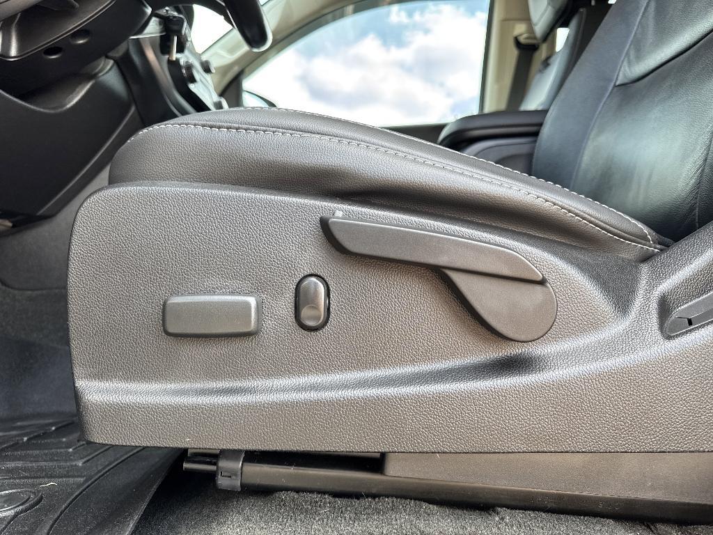 used 2015 Chevrolet Colorado car, priced at $21,590