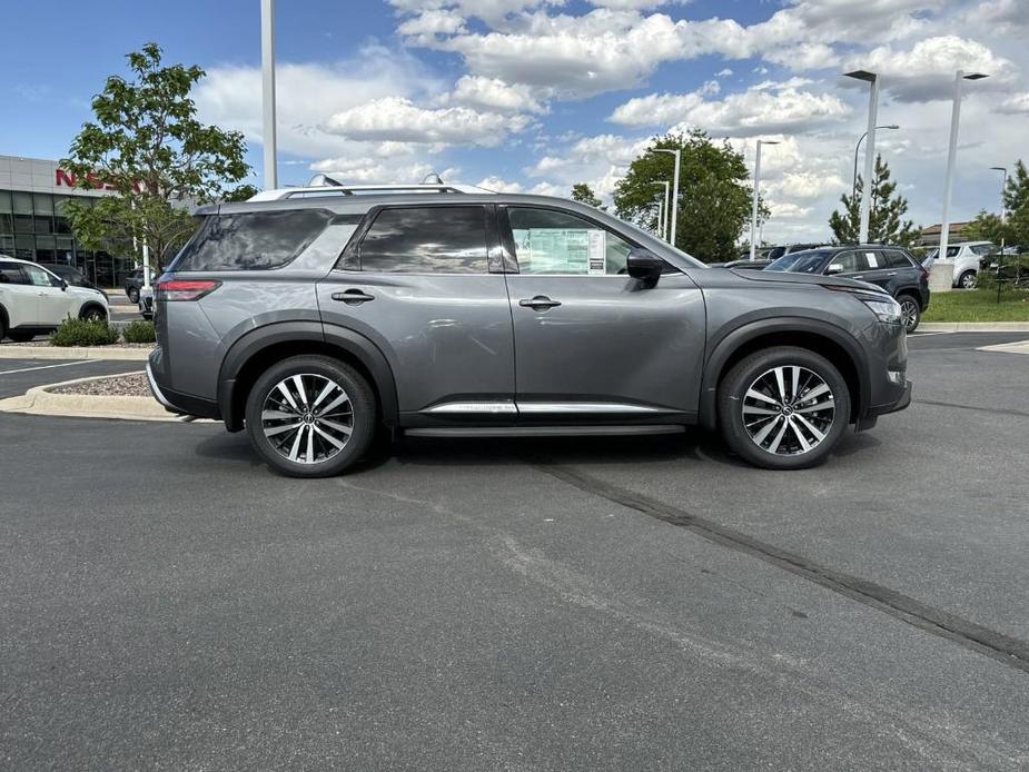 new 2024 Nissan Pathfinder car, priced at $55,355