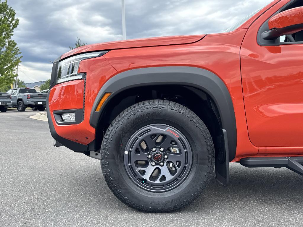 new 2025 Nissan Frontier car