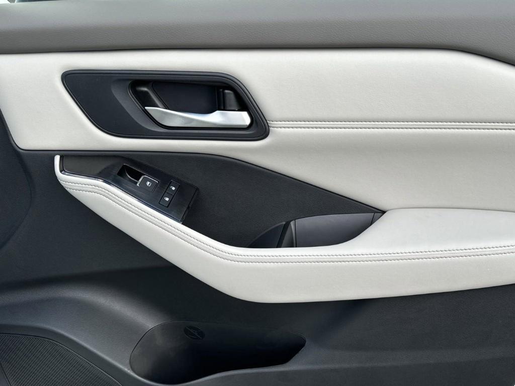 new 2025 Nissan Rogue car, priced at $41,175
