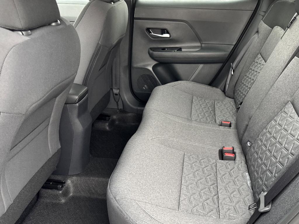 new 2025 Nissan Kicks car, priced at $27,600