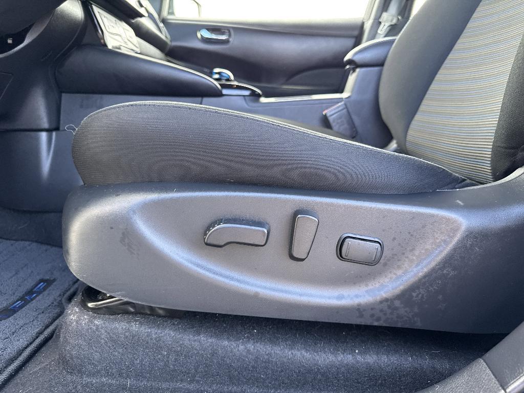 used 2025 Nissan Leaf car, priced at $22,424