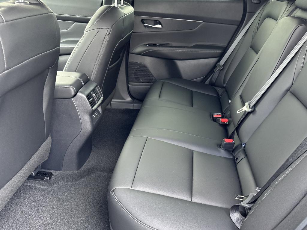 new 2025 Nissan Murano car, priced at $44,165