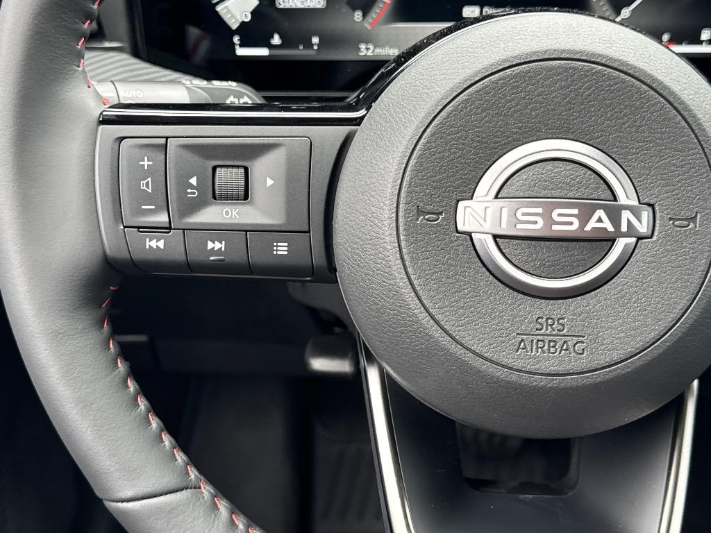 new 2025 Nissan Kicks car, priced at $31,245