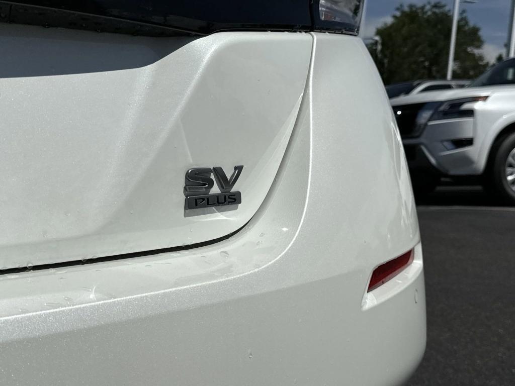 new 2025 Nissan Leaf car, priced at $39,060