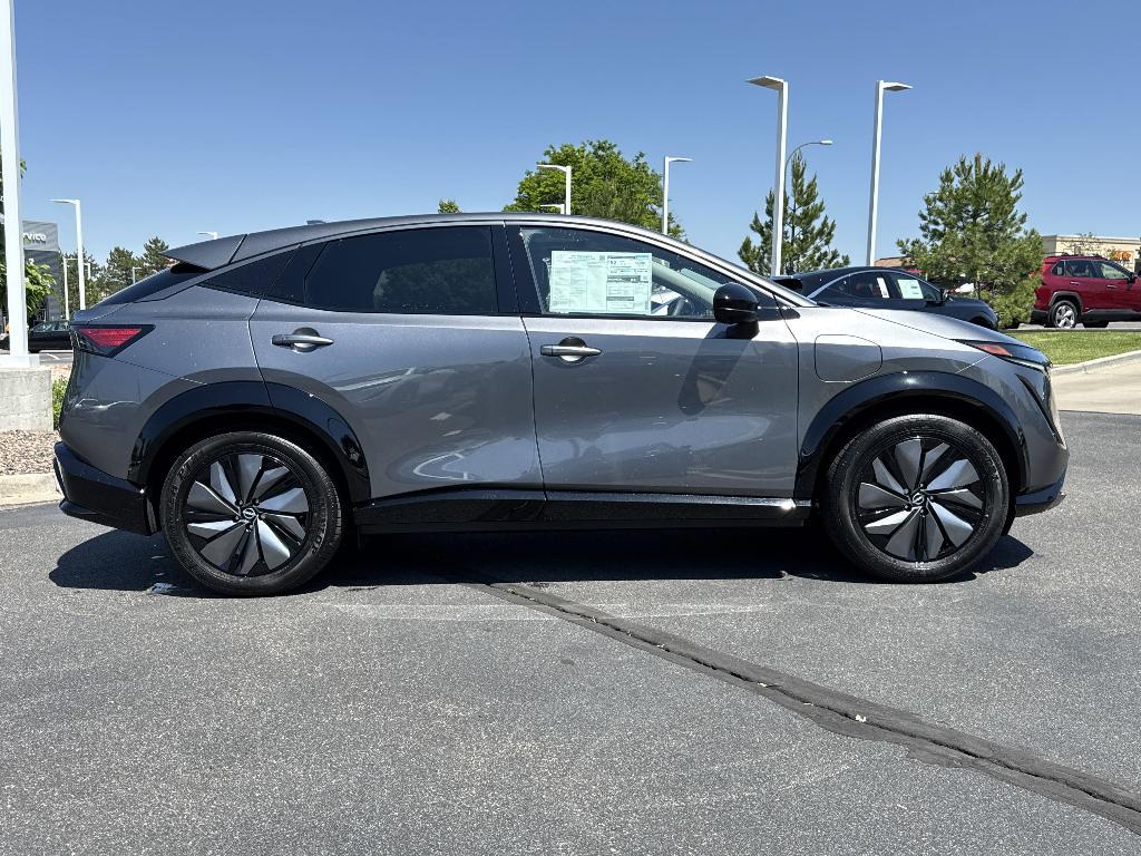 new 2025 Nissan ARIYA car