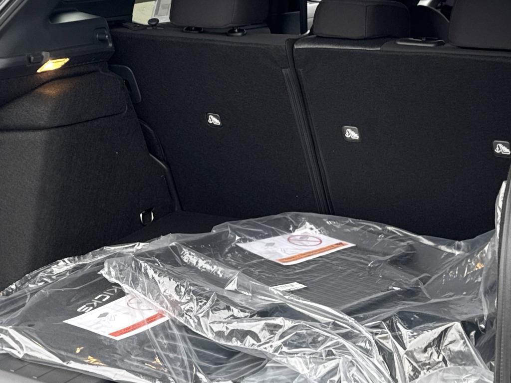 new 2025 Nissan Kicks car, priced at $27,600