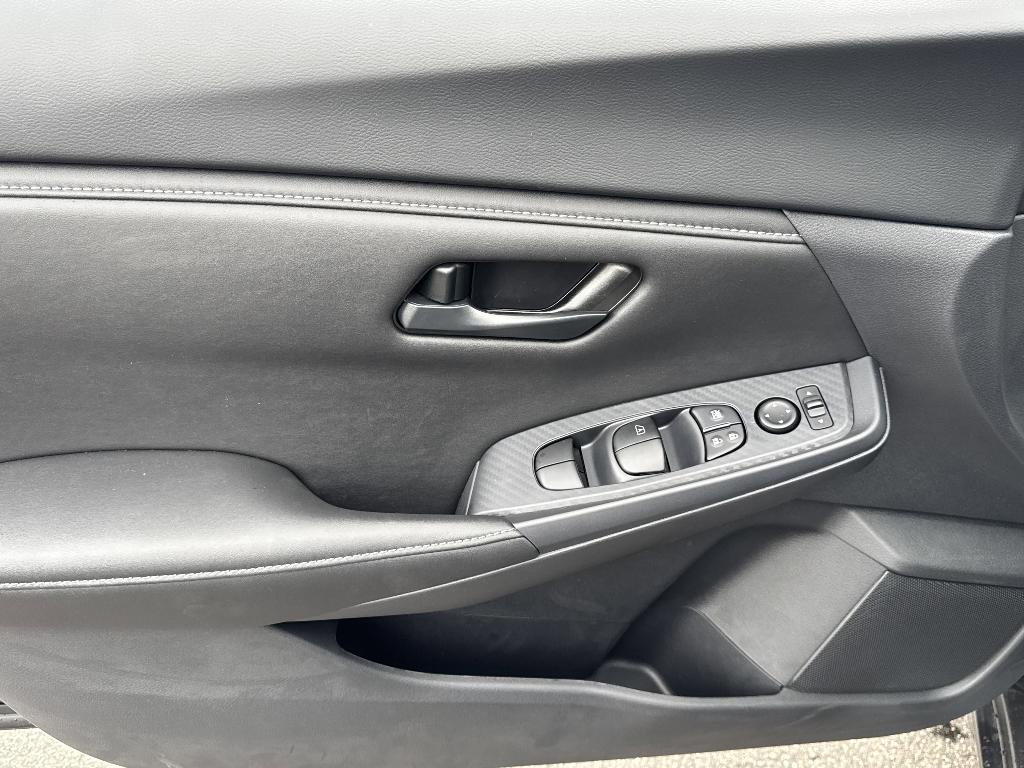 new 2025 Nissan Sentra car, priced at $22,221