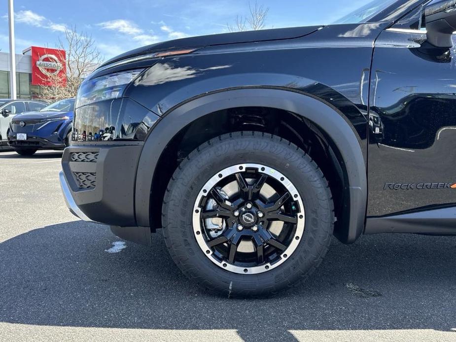 new 2024 Nissan Pathfinder car, priced at $46,450