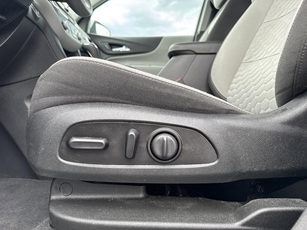 used 2020 Chevrolet Equinox car, priced at $22,590