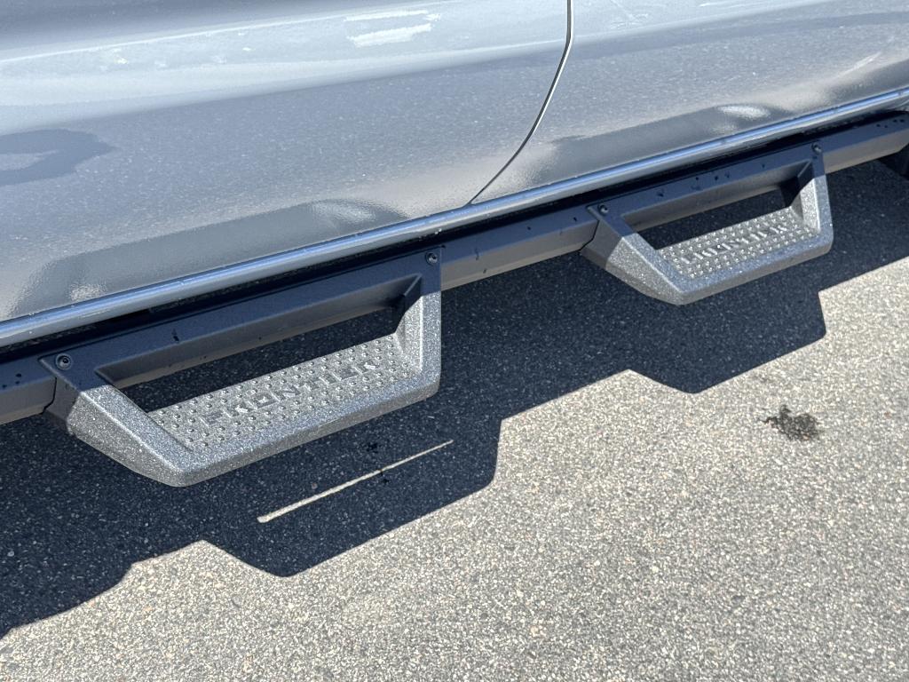 new 2025 Nissan Frontier car, priced at $50,800