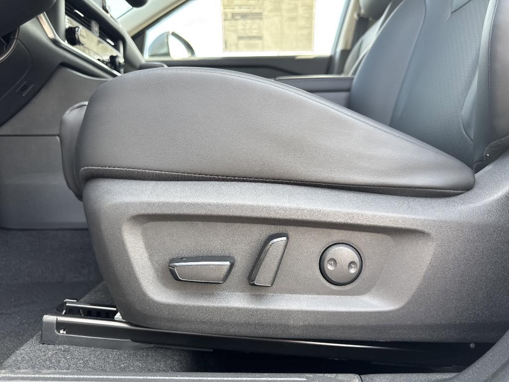 new 2025 Nissan Rogue car, priced at $35,385