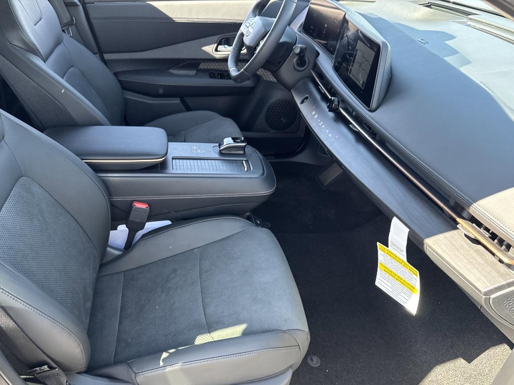 new 2025 Nissan ARIYA car, priced at $51,870