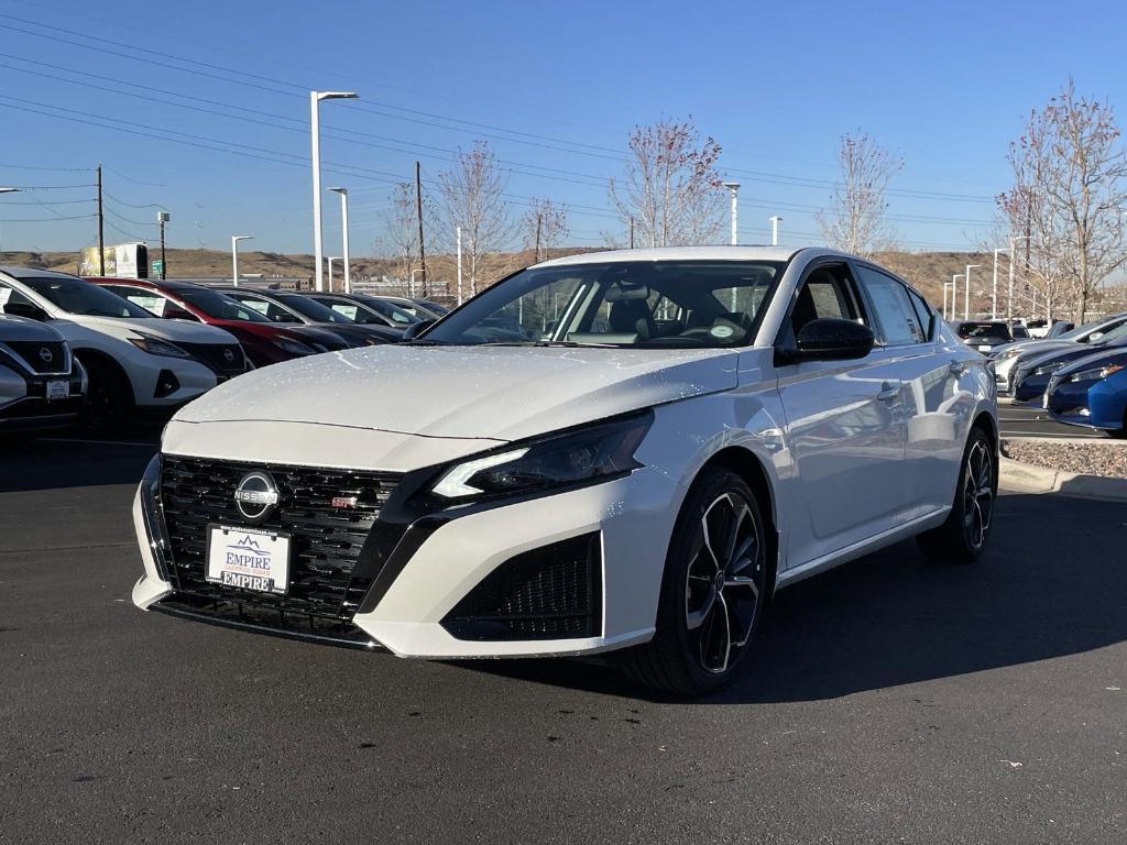 new 2025 Nissan Altima car, priced at $33,622